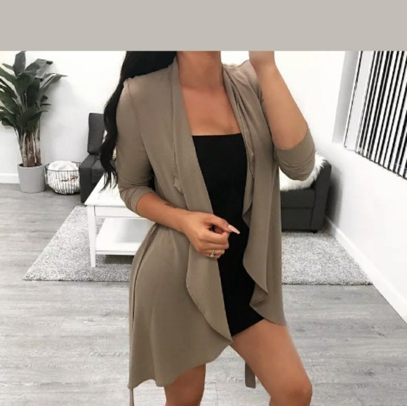 Jacket - Picture 3 of 4